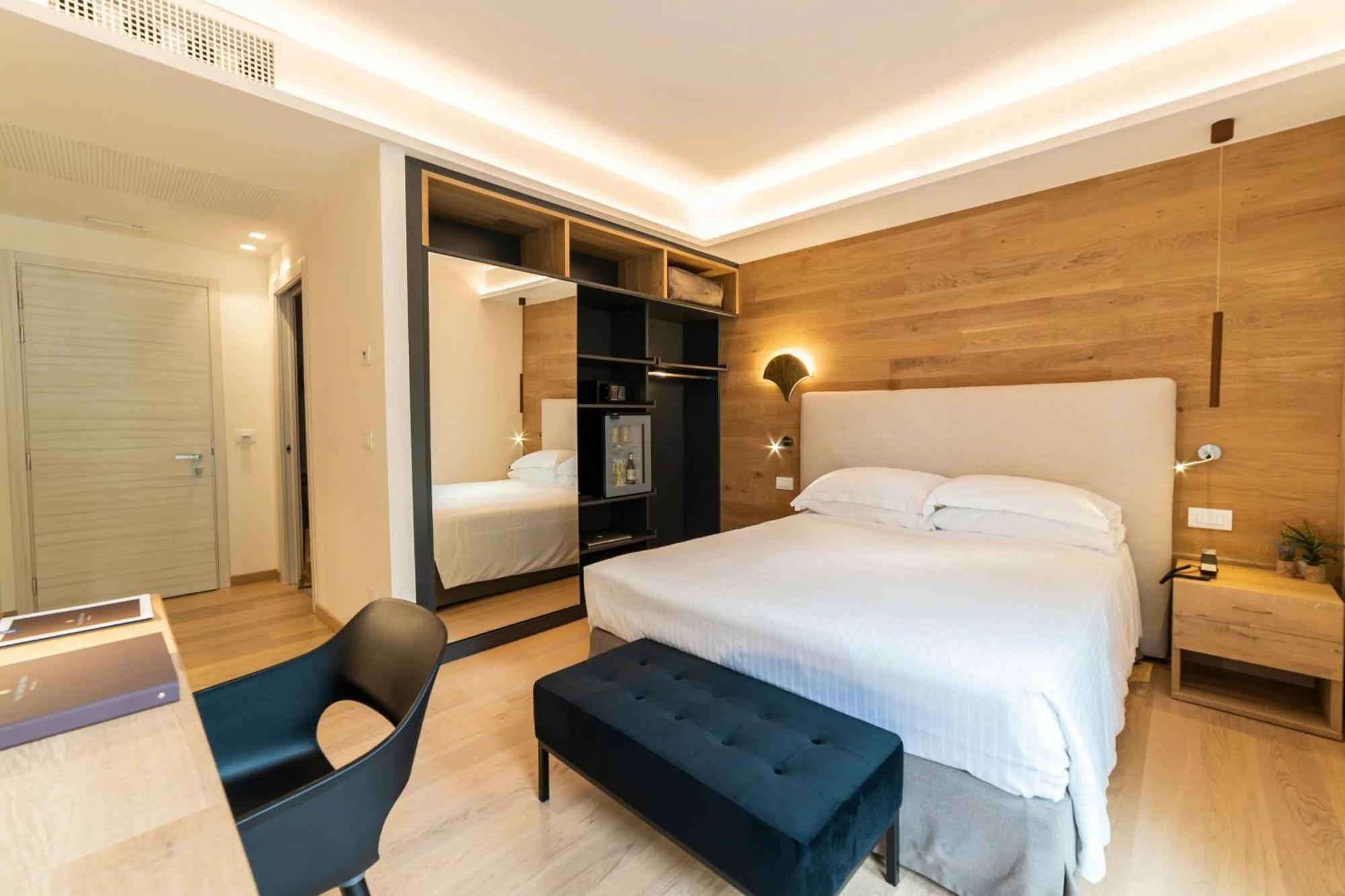 เดอะ กรีน พาร์ค โฮเทล Hotel คาวัลลิโน-เตรปอร์ติ ภายนอก รูปภาพ